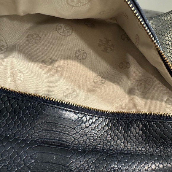 Tory Burch Reva Clutch Blue Leather Snakeskin Print Chain Handbag bag RARE - Picture 8 of 12